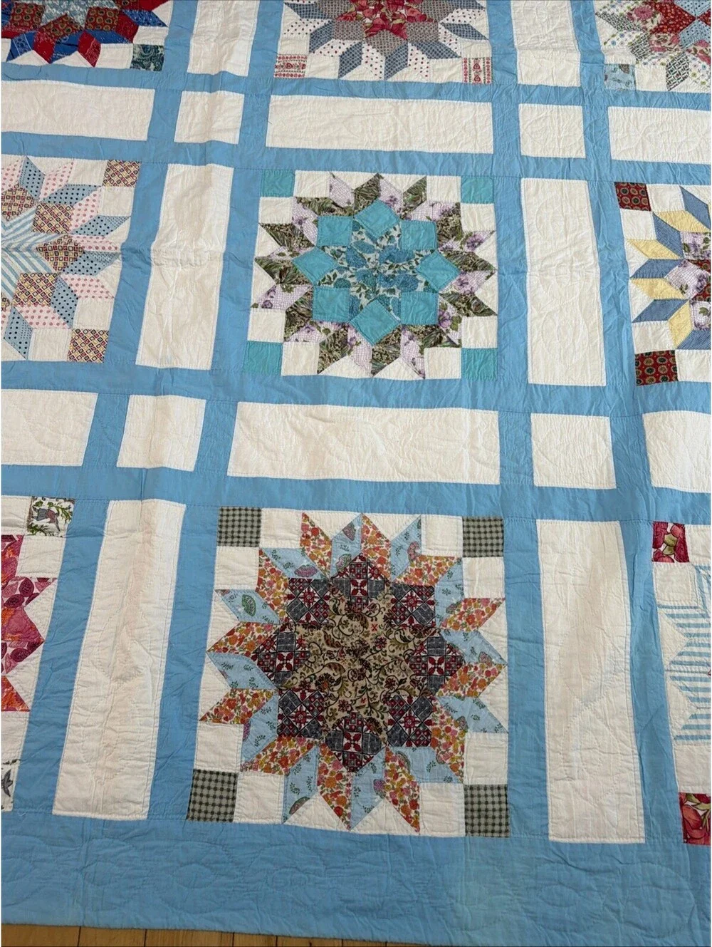 Antique Quilt Hand Pieced Hand Quilted Intricate carpenter Star beautiful Ex Con